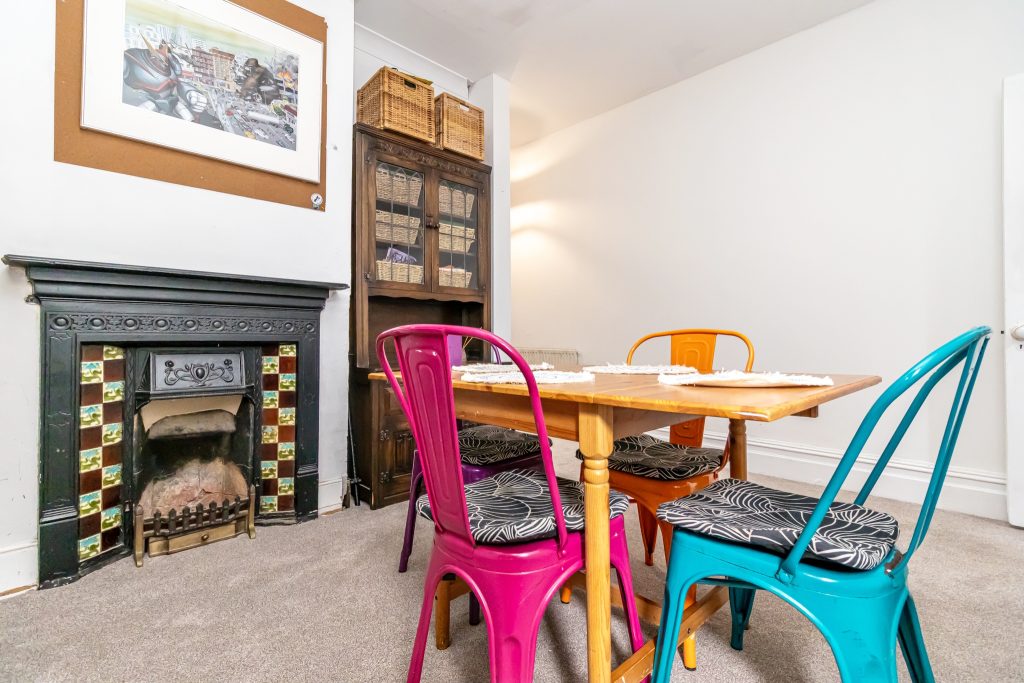 2 bedroom house Sold STC, Eastfield Road, Southsea, PO4 – photo 10