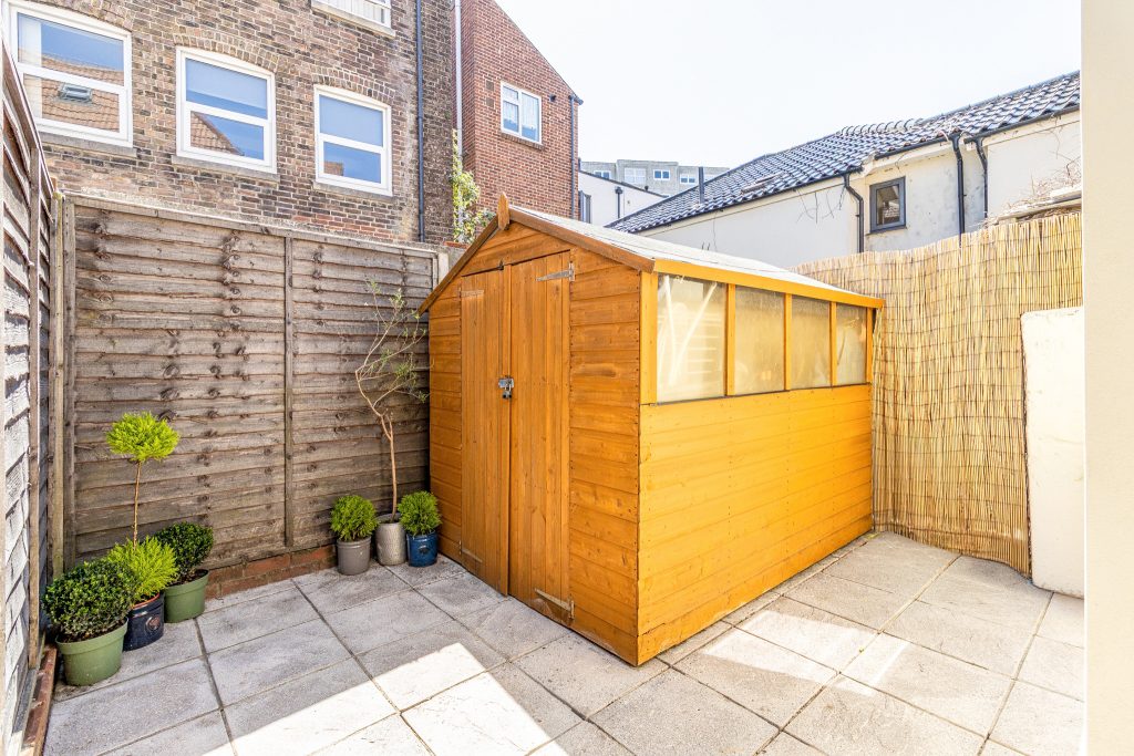 4 bedroom house for sale, Granada Road, Southsea, PO4 – photo 8