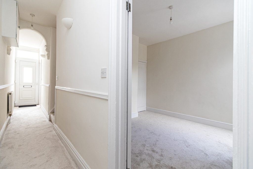 2 bedroom house Sold STC, Catisfield Road, Southsea, PO4 – photo 12