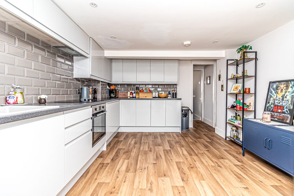 4 bedroom house Sold STC, Hester Road, Southsea, PO4 – photo 14