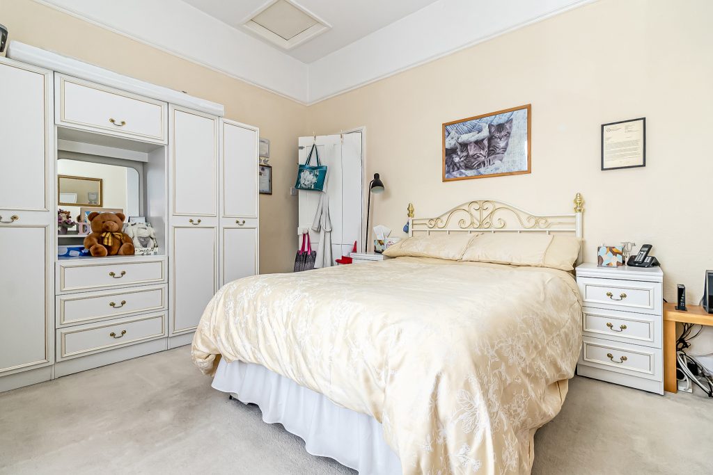 3 bedroom house Sold STC, Addison Road, Southsea, PO4 – photo 7
