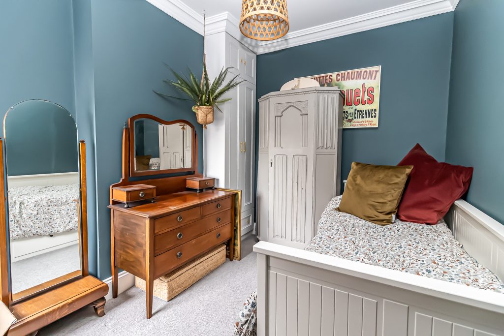 3 bedroom house Sold STC, Clegg Road, Southsea, PO4 – photo 6
