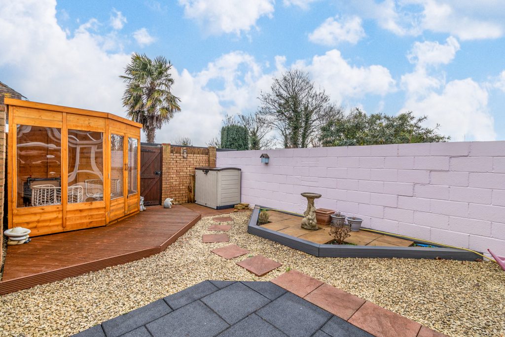 3 bedroom house Sold STC, Meryl Road, Southsea, PO4 – photo 18