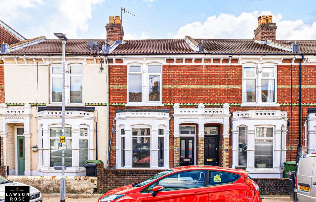 3 bedroom house Sold STC, Grayshott Road, Southsea, PO4