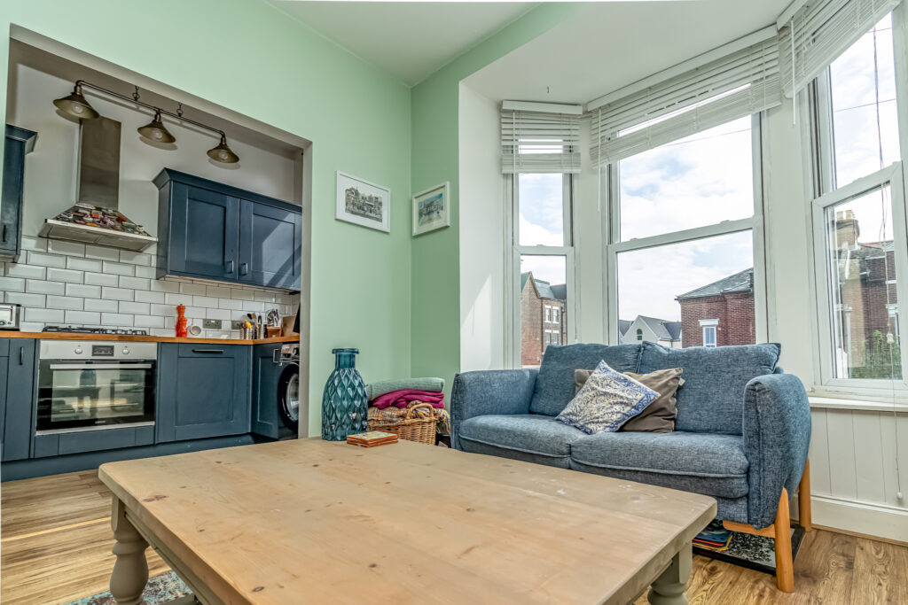 2 bedroom property for sale, St. Andrews Road, Southsea, PO5 – photo 2