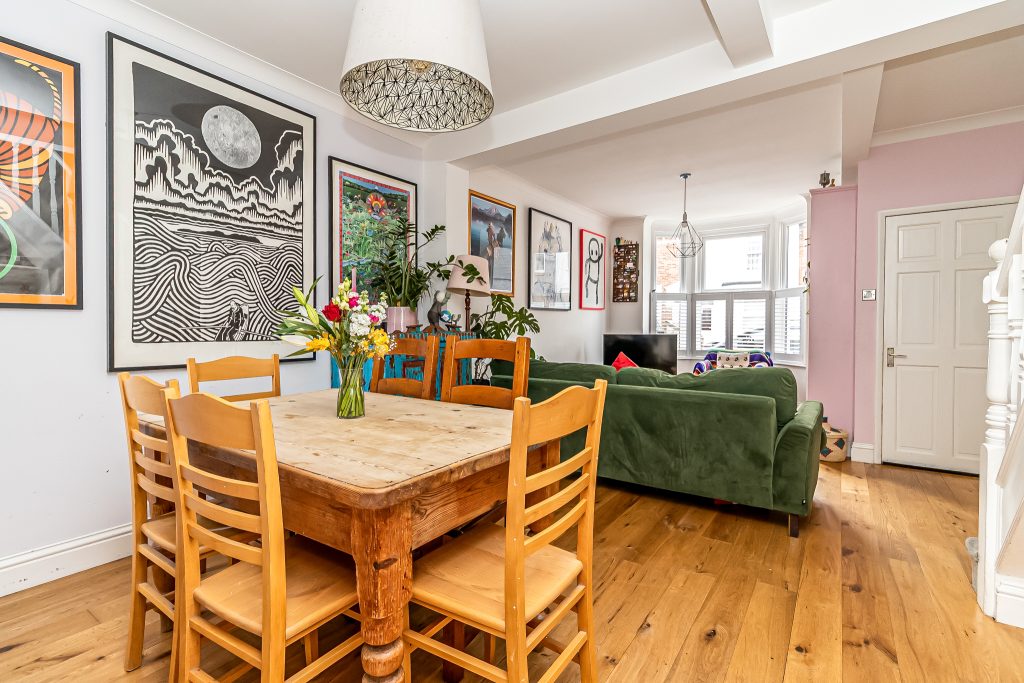 5 bedroom house Sold STC, Hollam Road, Southsea, PO4 – photo 2