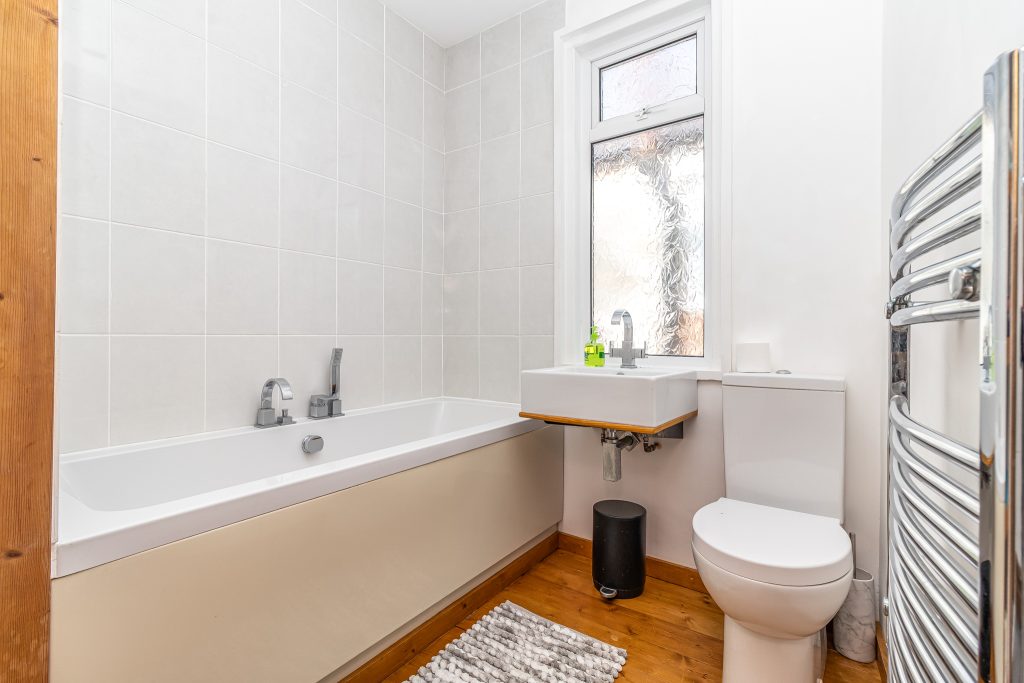 3 bedroom house Sold STC, Frensham Road, Southsea, PO4 – photo 20