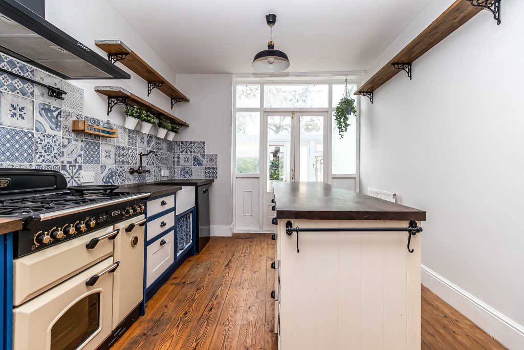 3 bedroom house Sold STC, Winter Road, Southsea, PO4 – photo 24