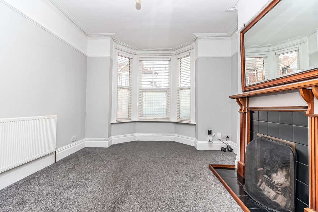 3 bedroom house Sold STC, Winter Road, Southsea, PO4 – photo 23