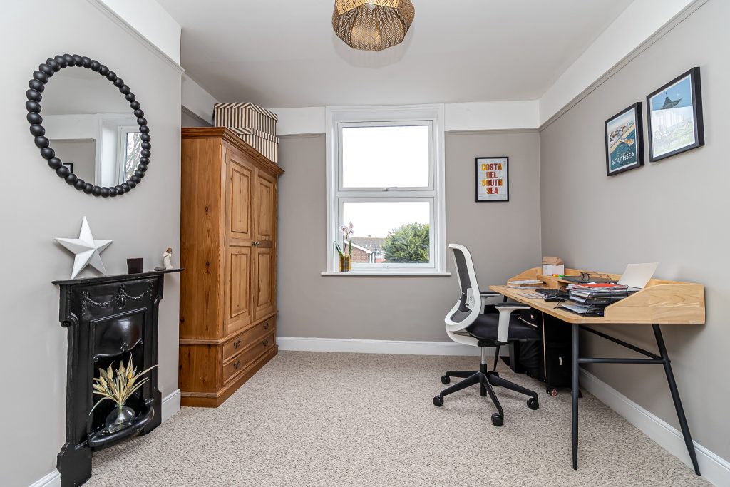 3 bedroom house Sold STC, Locksway Road, Southsea, PO4 – photo 18