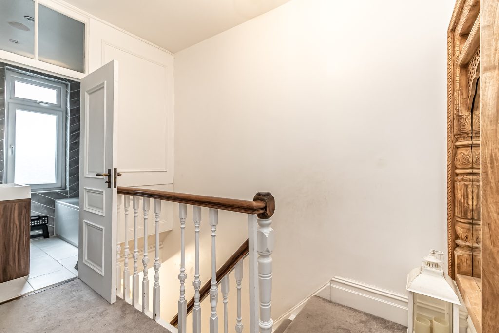3 bedroom house Sold STC, Priory Crescent, Southsea, PO4 – photo 12