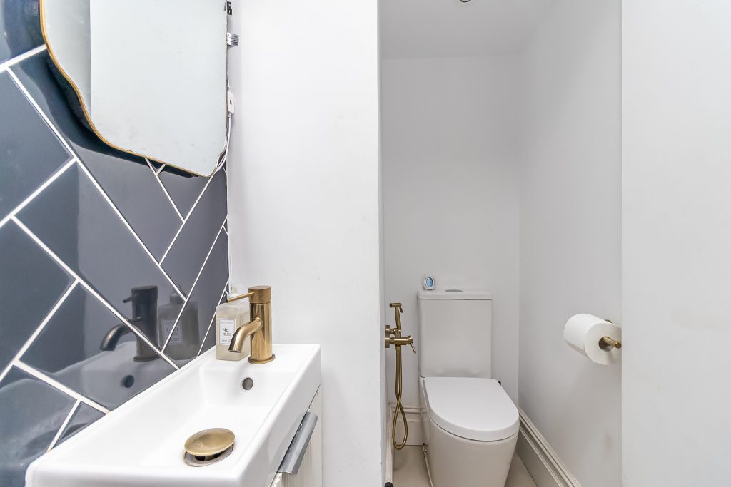 3 bedroom house Sold STC, Priory Crescent, Southsea, PO4 – photo 21
