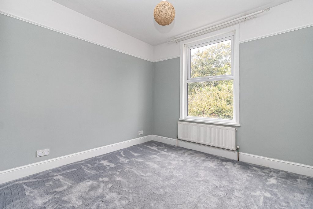 3 bedroom house Sold STC, Winter Road, Southsea, PO4 – photo 28