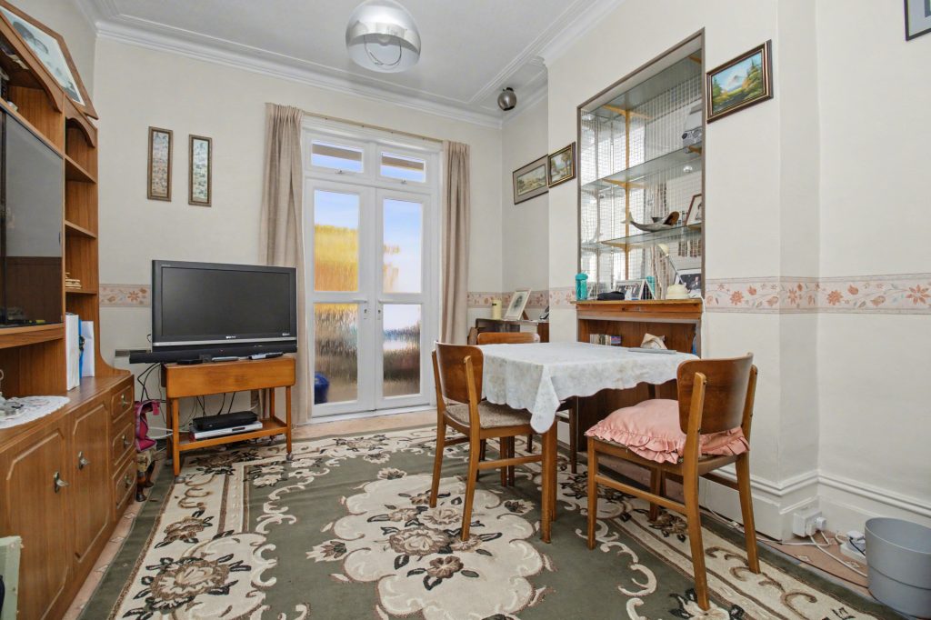 3 bedroom house Sold STC, Frensham Road, Southsea, PO4 – photo 3