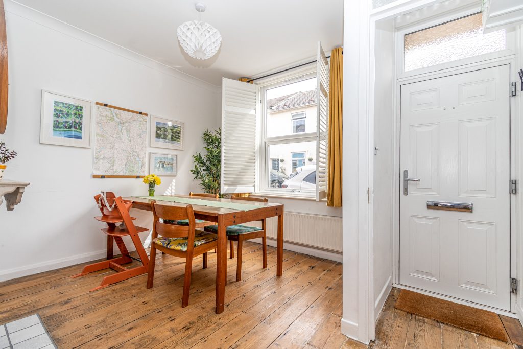2 bedroom house Sold STC, Priory Road, Southsea, PO4 – photo 4