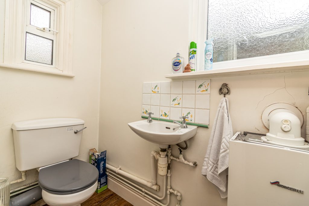 4 bedroom house for sale, Brading Avenue, Southsea, PO4 – photo 12