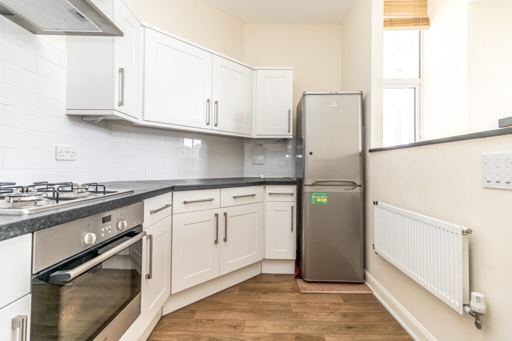 2 bedroom property for sale, Union Road, Finchdean Gardens Union Road, PO3 – photo 14