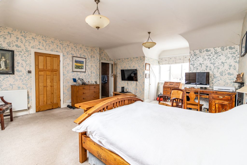 4 bedroom house for sale, Brading Avenue, Southsea, PO4 – photo 33