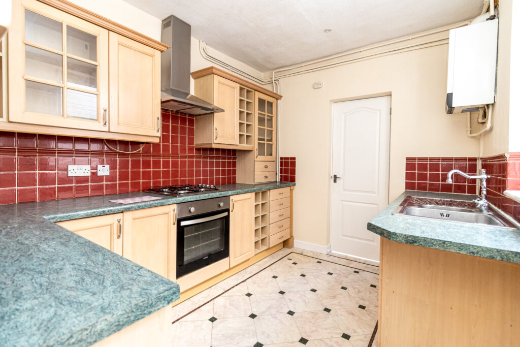 3 bedroom house for sale, Folkestone Road, Portsmouth, PO3 – photo 3