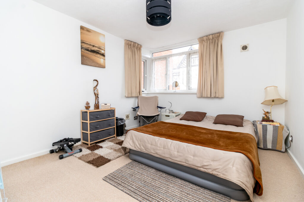 2 bedroom flat for sale, Eastern Parade, Gannet House, PO4 – photo 5