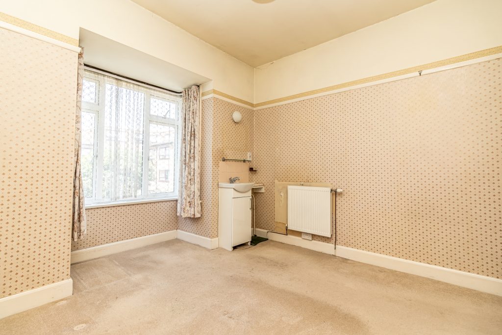 4 bedroom house Sold STC, St. Peters Grove, Southsea, PO5 – photo 5