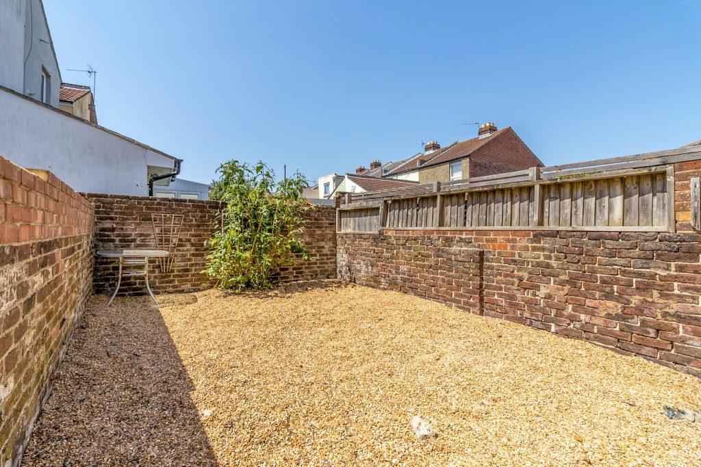 3 bedroom house Sold STC, Prince Albert Road, Southsea, PO4 – photo 19