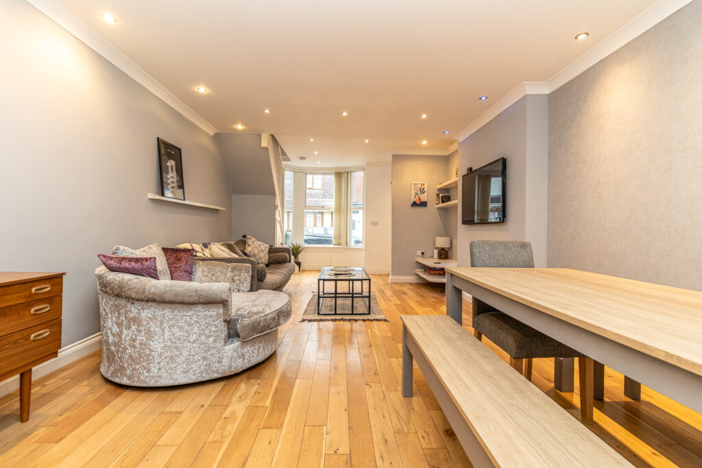 3 bedroom house Sold STC, Westfield Road, Southsea, PO4 – photo 16