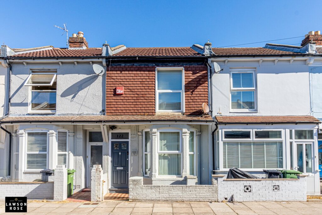 3 bedroom house Sold STC, Westfield Road, Southsea, PO4