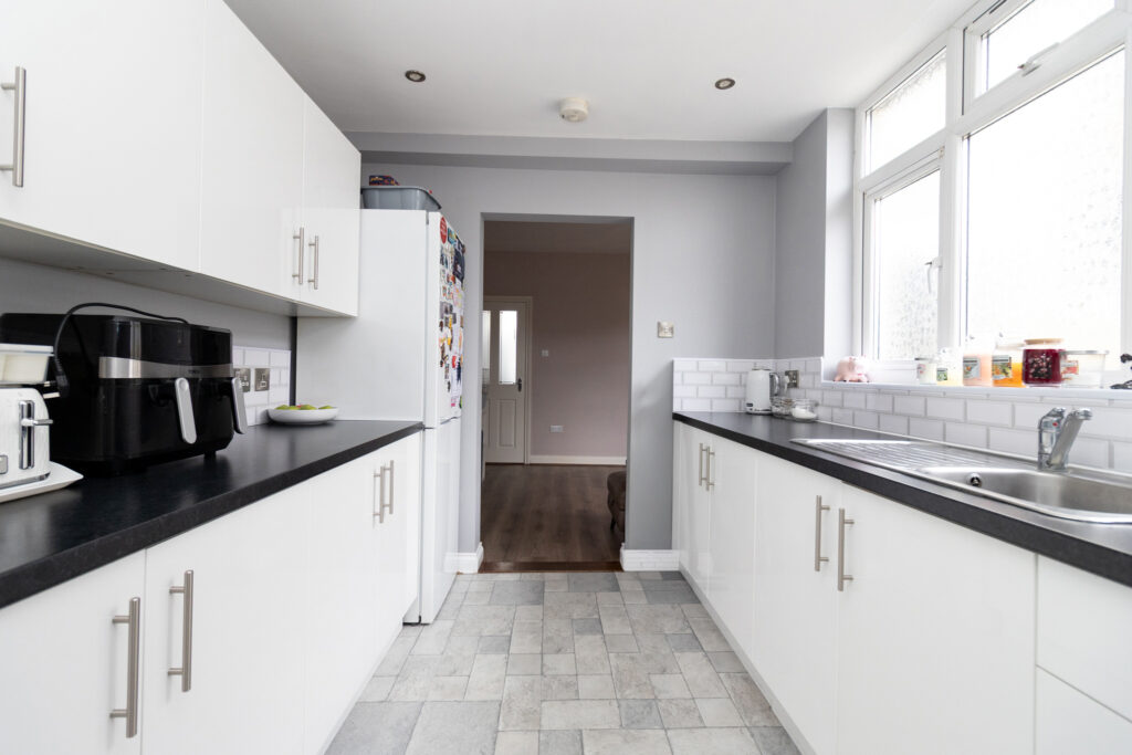 2 bedroom house for sale, Methuen Road, Southsea, PO4 – photo 8