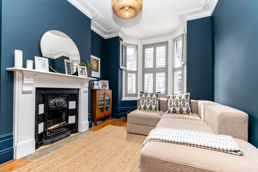 3 bedroom house Sold STC, Grayshott Road, Southsea, PO4 – photo 3