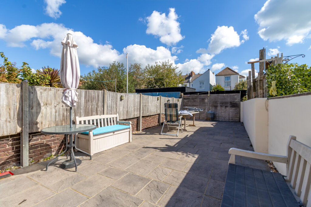 2 bedroom house for sale, Adair Road, Southsea, PO4 – photo 10