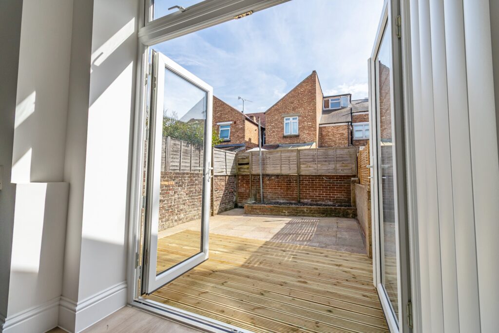 3 bedroom house Sold STC, Grayshott Road, Southsea, PO4 – photo 21