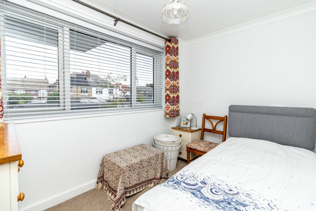 2 bedroom flat for sale, Victoria Road South, Southsea, PO5 – photo 7