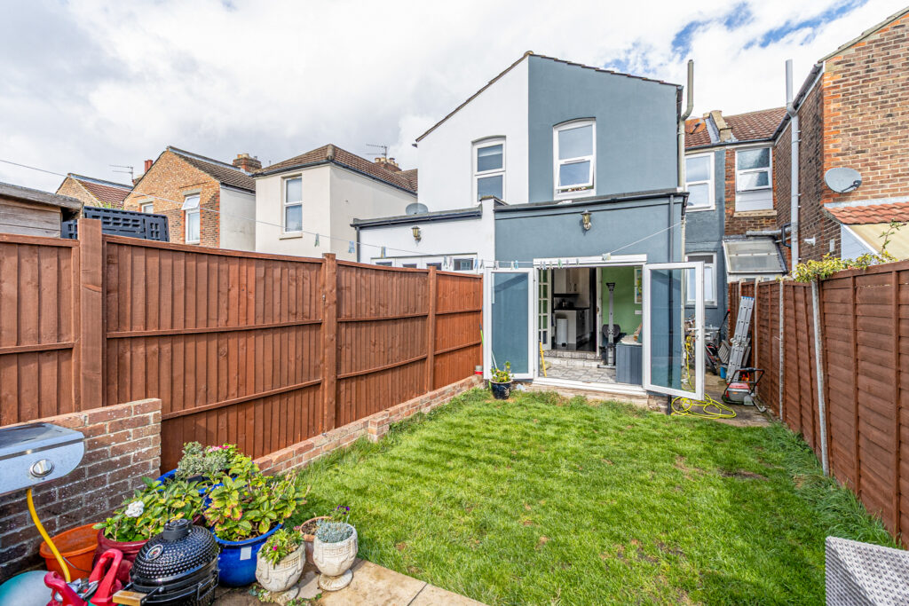 3 bedroom house for sale, Meon Road, Southsea, PO4 – photo 28