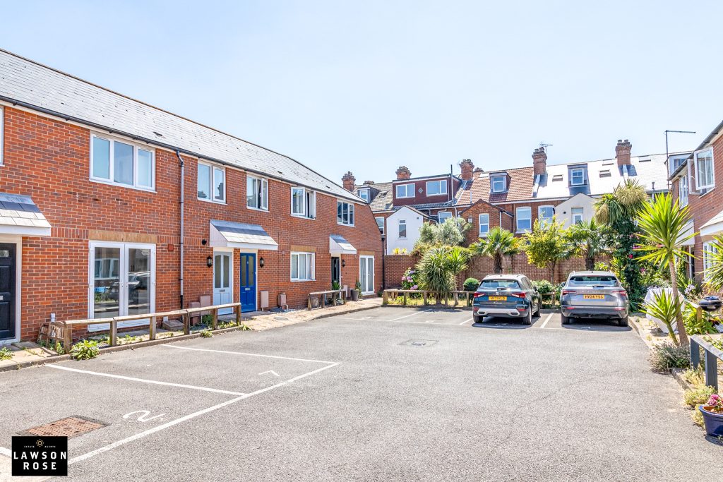 3 bedroom house for sale, Albert Road, Southsea, PO4