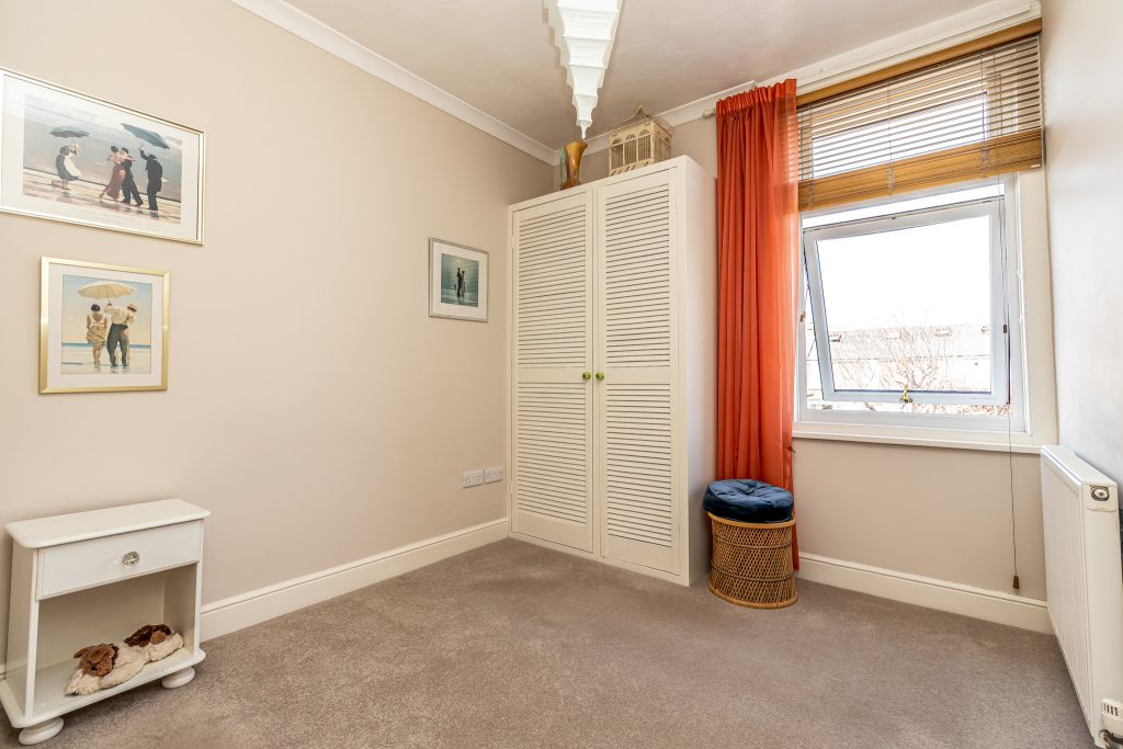 3 bedroom house Sold STC, Mayles Road, Southsea, PO4 – photo 12