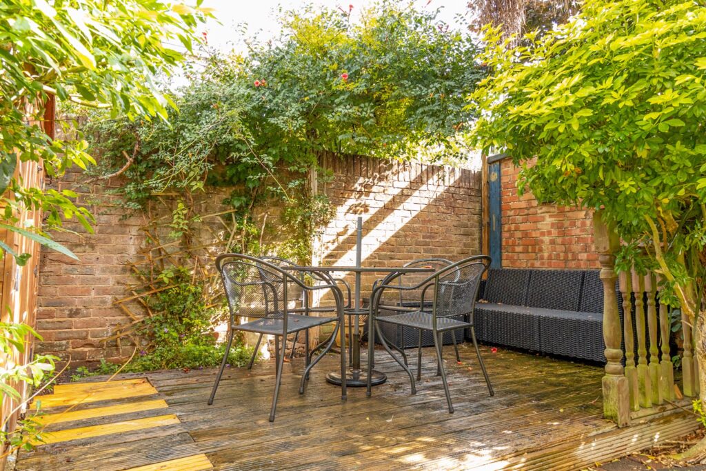 4 bedroom house for sale, Heyshott Road, Southsea, PO4 – photo 11