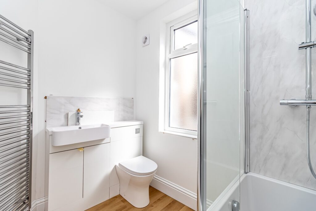 3 bedroom house Sold STC, Grayshott Road, Southsea, PO4 – photo 5