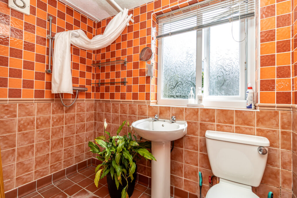 2 bedroom house Sold STC, Worsley Street, Southsea, PO4 – photo 7