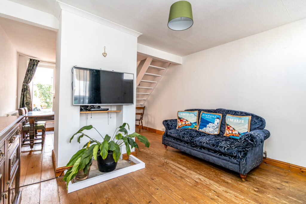 2 bedroom house Sold STC, Worsley Street, Southsea, PO4 – photo 18