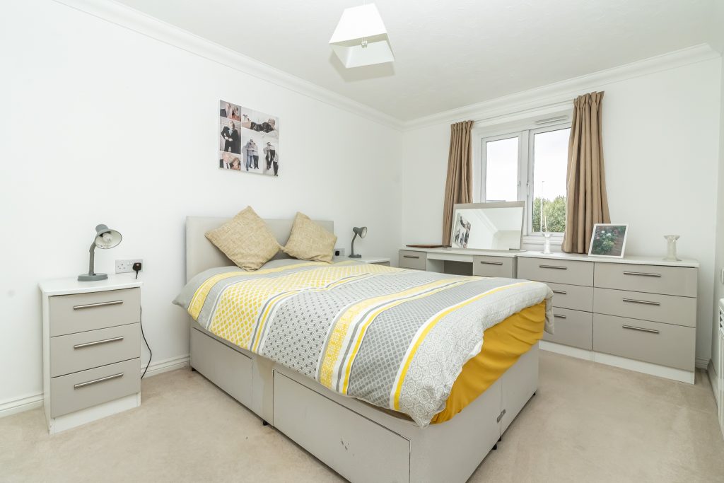 1 bedroom property Sold STC, Alverstone Road, Southsea, PO4 – photo 5