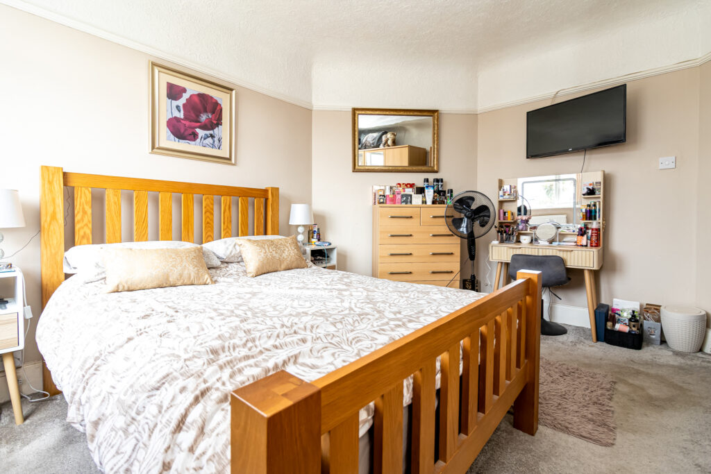 3 bedroom house for sale, Hawthorn Crescent, Cosham, PO6 – photo 25