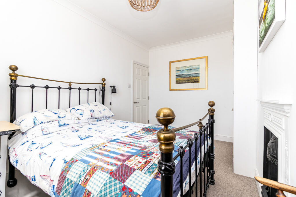 4 bedroom house Sold STC, Hunter Road, Southsea, PO4 – photo 23