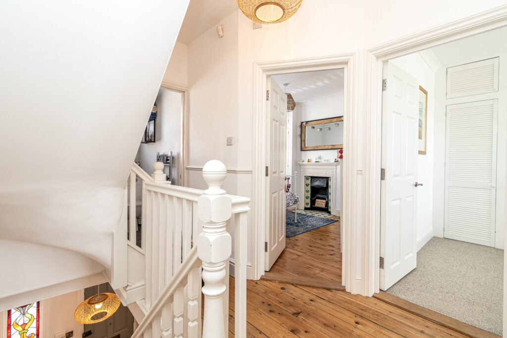 4 bedroom house Sold STC, Hunter Road, Southsea, PO4 – photo 18
