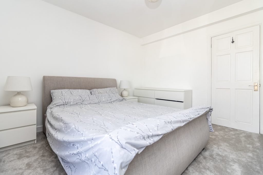 2 bedroom house Sold STC, Ward Road, Southsea, PO4 – photo 23