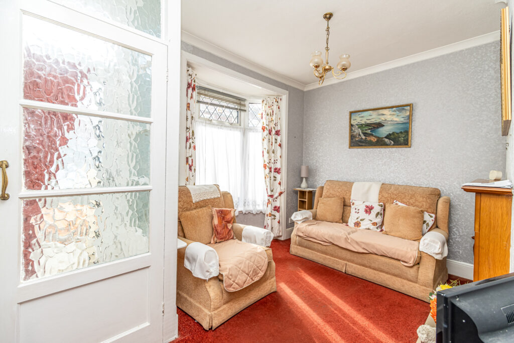 2 bedroom house for sale, Sutherland Road, Southsea, PO4 – photo 10