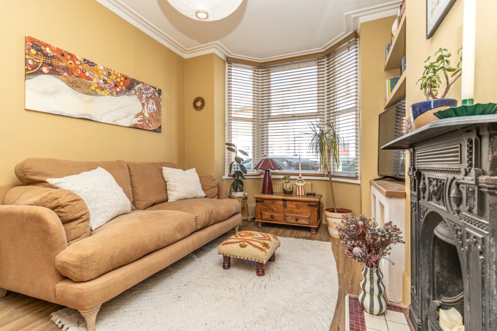2 bedroom house for sale, Mafeking Road, Southsea, PO4 – photo 13