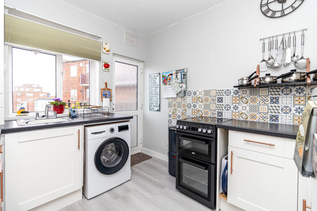 2 bedroom property for sale, Clarence Parade, Queen’s Keep Clarence Parade, PO5 – photo 15