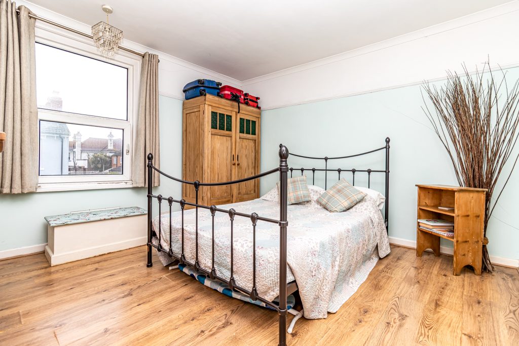 2 bedroom house Sold STC, Hollam Road, Southsea, PO4 – photo 15