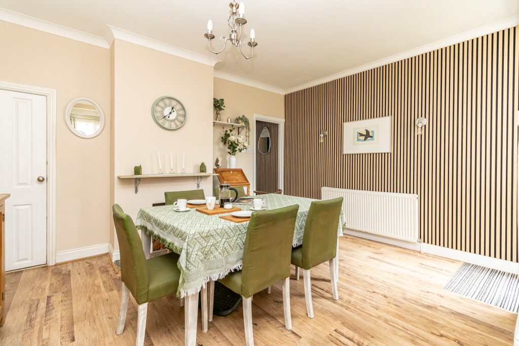 2 bedroom house Sold STC, Hollam Road, Southsea, PO4 – photo 27